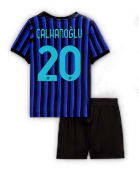 Billige Fotballdrakt Inter Milan Hakan Calhanoglu #20 Replika Hjemmedraktsett Barn 2025-26 Kortermet (med bukser)